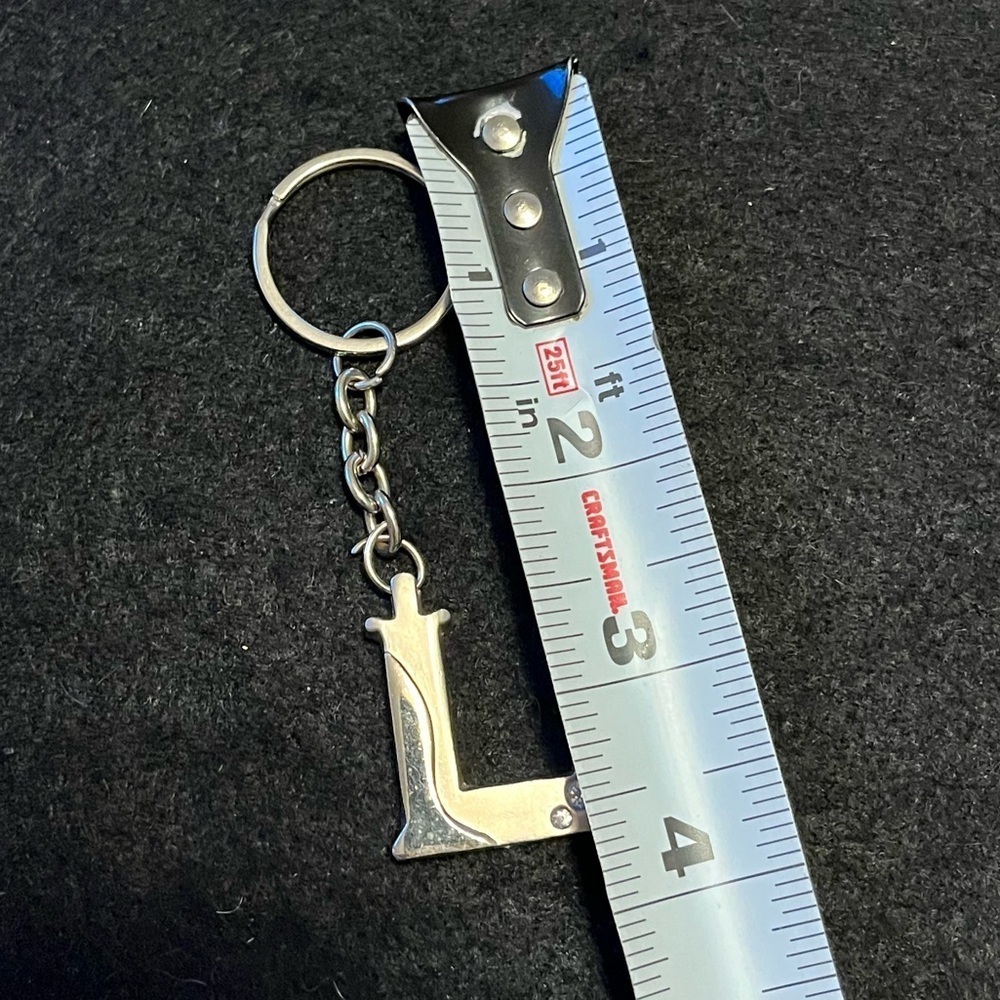 Silver Initial 'L' Keychain - Picture 7 of 11